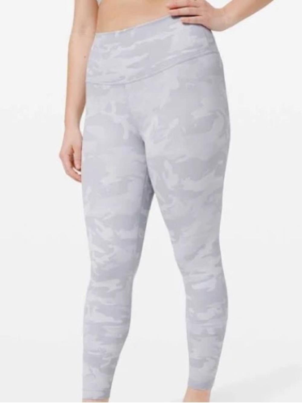 Wunder Under High-Rise Crop 21"
*Luxtremet